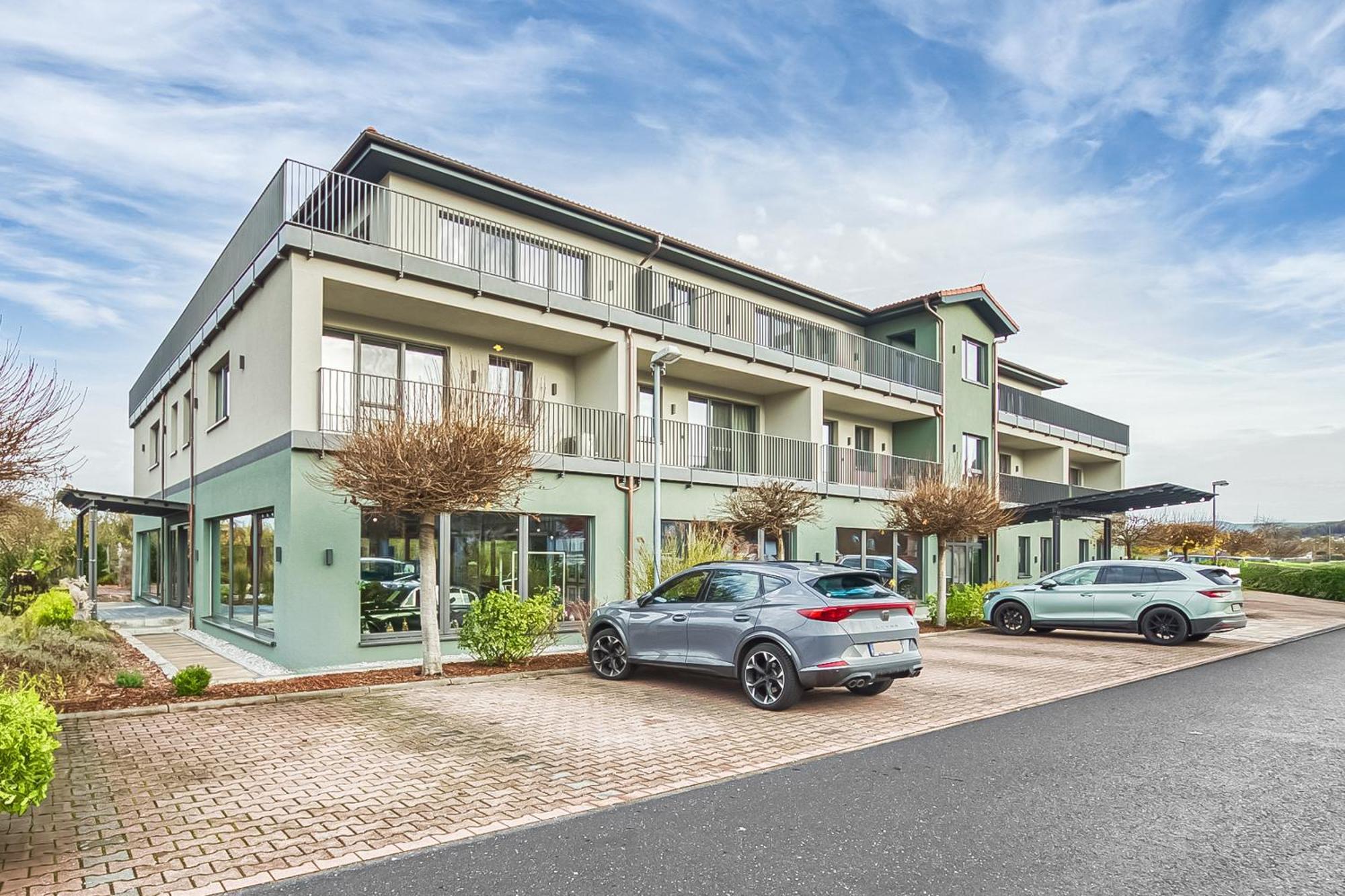Seehotel Niedernberg - Das Dorf Am See Экстерьер фото